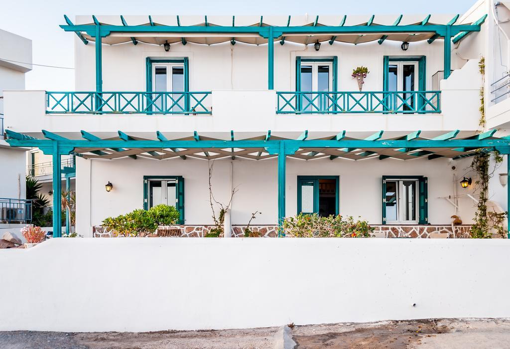Seaside Apartments Adamantas  Bagian luar foto